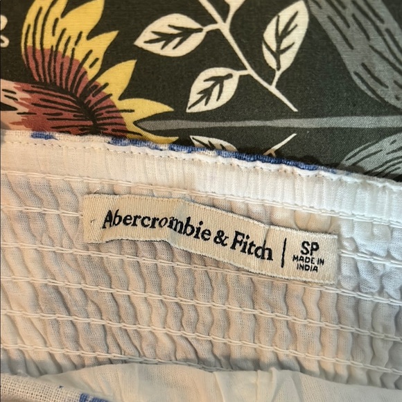 Abercrombie Floral Blue and White Dress - Picture 2 of 5